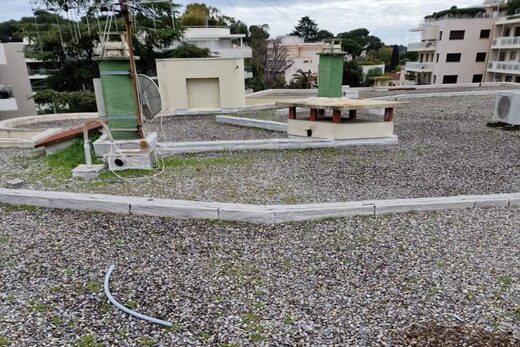 TRAVAUX DE RENOVATION DE L&#8217; ETANCHEITE D UNE TOITURE TERRASSE D UN IMMEUBLE AU CAP D&#8217;ANTIBES