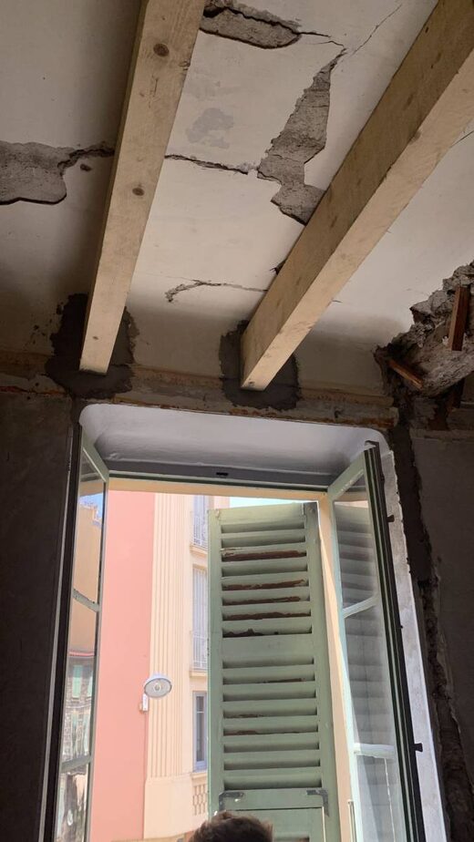 TRAVAUX&#x20;DE&#x20;MACONNERIE&#x20;POUR&#x20;UN&#x20;RENFORCEMENT&#x20;DE&#x20;PLANCHER&#x20;EN&#x20;BOIS&#x20;A&#x20;NICE