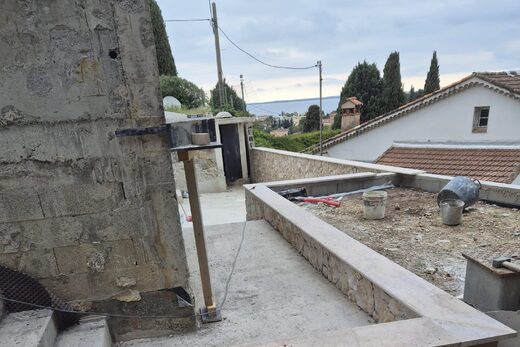 Notre rénovation extérieure experte à Antibes : le projet Longo Maï révélé
